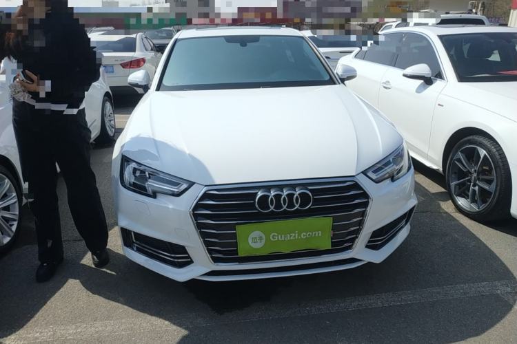 Used Audi A4L 2019 40 TFSI Ambition China VI Front