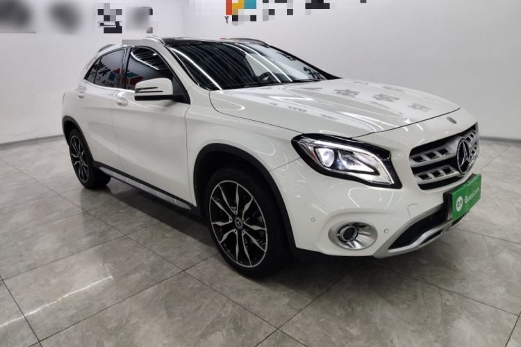 Used Mercedes-Benz GLA 2017 GLA 220 4MATIC Luxury Model
