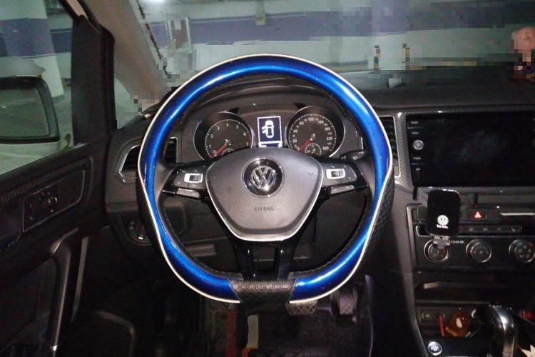 Used Volkswagen Golf Sportsvan 2018 230TSI Automatic Luxury Model
