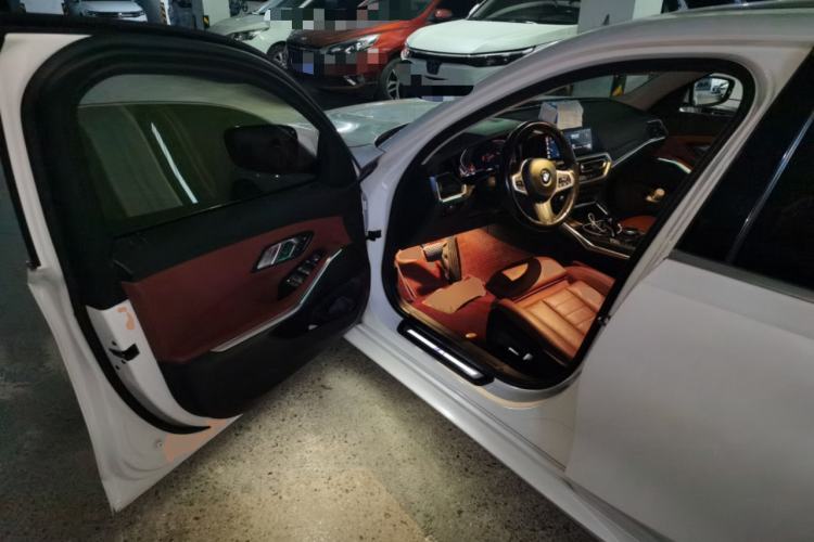 Used BMW 3 Series 2021 325i M Sport Package Driver Seat