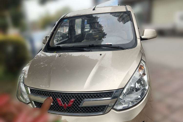 Used Wuling Rongguang V 2015 1.5L Base Version