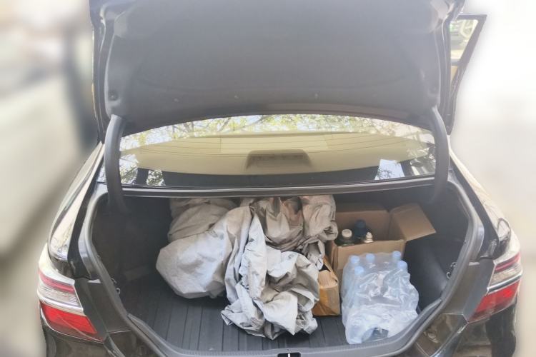 Used Toyota Camry 2015 Dual-Engine 2.5 HG Luxury Navigation Edition Trunk