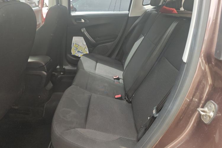 Used Peugeot 2008 2014 1.6L Automatic Fashion Edition
