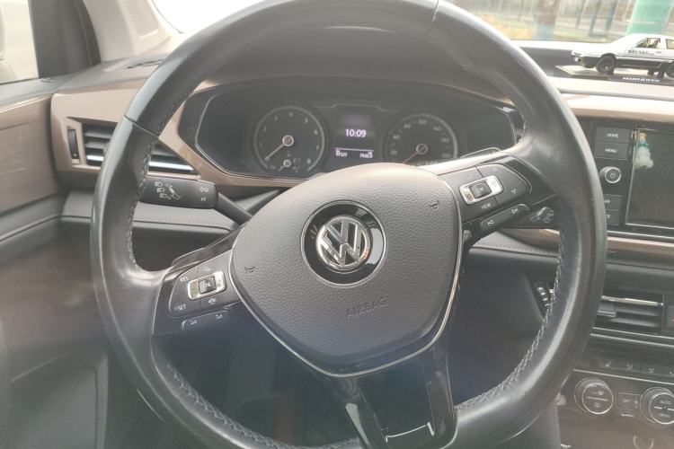 Used Volkswagen Tharu 2019 330TSI Four-Wheel Drive Luxury Edition China VI Standard