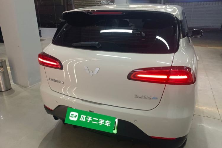 Used Wuling Bingo PLUS 2024 330 km Range Five-Seater Version Rear