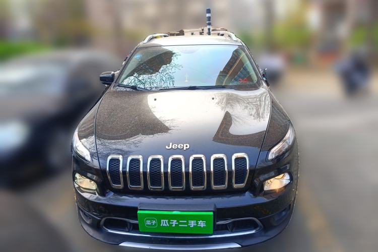 Used Jeep Cherokee 2017 2.0L Superior Edition