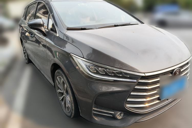 Used BYD Song MAX 2019 1.5T Automatic Smart Connect Ruiyi Sunroof Model 7 Seats China VI Standard Front Right 45 Deg