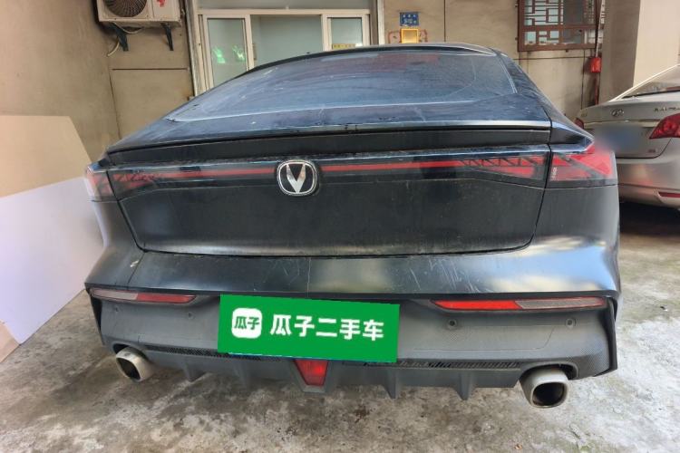 Used CHANGAN UNI-V 2022 1.5T Prestige Version Rear
