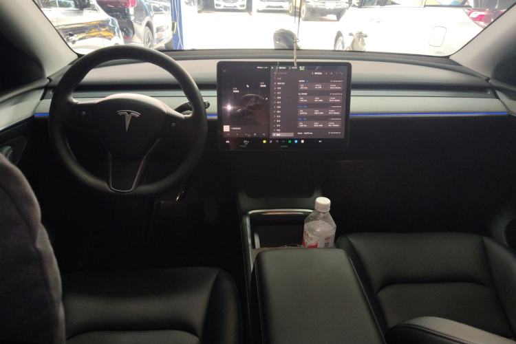 Used Tesla Model Y 2023 Rear-Wheel-Drive Version