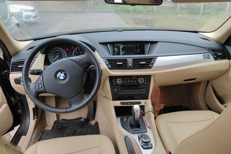 Used BMW X1 2012 sDrive18i Luxury Edition