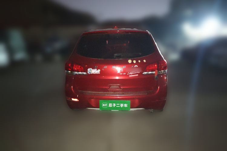 Used Haval H6 2013 Upgraded Model 2.4L Automatic Two-Wheel Drive Prestige Version
