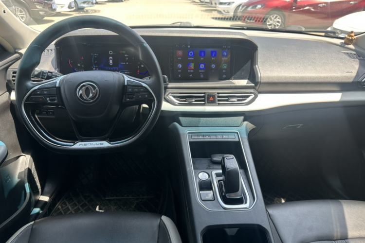 Used Dongfeng Aeolus E70 2023 500 Smart Version Lithium Iron Phosphate 48.6 kWh 110 kW
