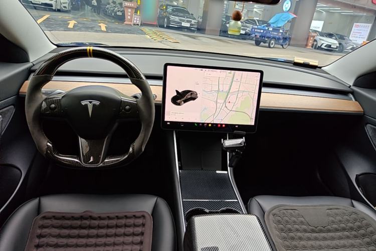 Used Tesla Model 3 2020 Long-Range Rear-Wheel-Drive Version
