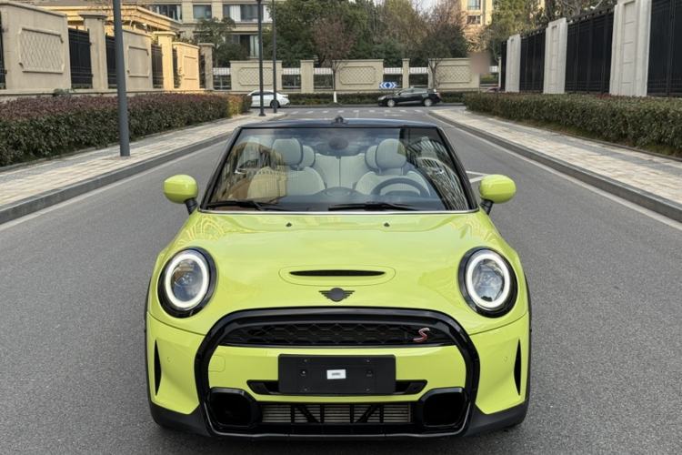 Used MINI MINI 2023 Second Facelift 2.0T COOPER S CABRIO Artist