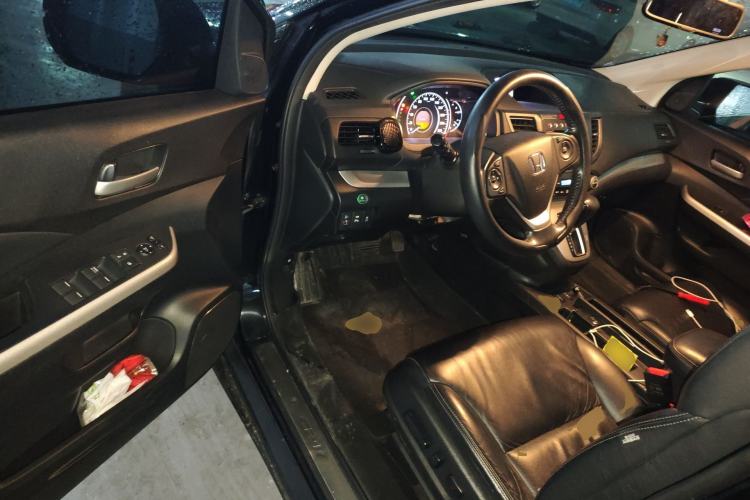 Used Honda CR-V 2013 2.4L four-wheel drive luxury version Driver Seat