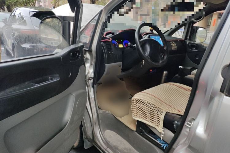 Used FORTHING Lingzhi 2014 V3 1.5L 7-Seater Standard Model II
