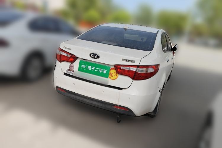 Used Kia K2 2012 Sedan 1.4L MT GLS Commemorative Edition
