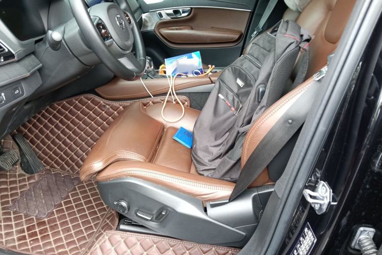 Used Volvo XC90 2019 T6 Zhiya Edition 7-Seater China VI Standard
