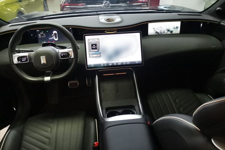 Used Avatr 11 2023 Harmony 90° Luxury Edition Center Console