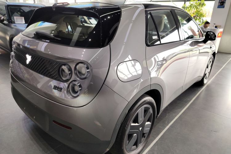 Used firefly 2025 Illuminated Edition
