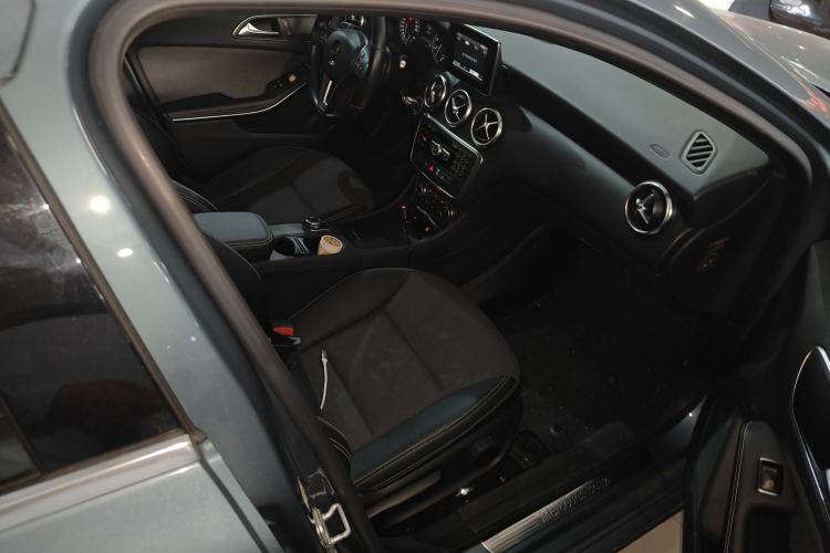 Used Mercedes-Benz A-Class 2015 A 180 Right Front Seat