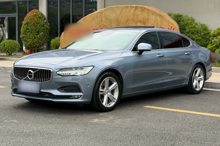 Used Volvo S90 2018 T4 Zhiyuan Edition