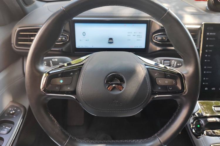 Used Nio ES8 2022 75 kWh Six-Seater Version Steering Wheel