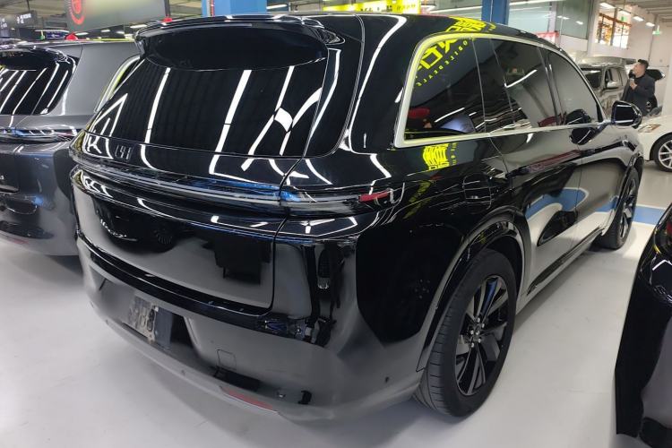 Used Li Auto L8 2023 Max model
