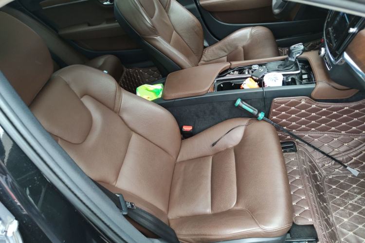 Used Volvo S90 2020 T5 Zhiyi Luxury Edition
