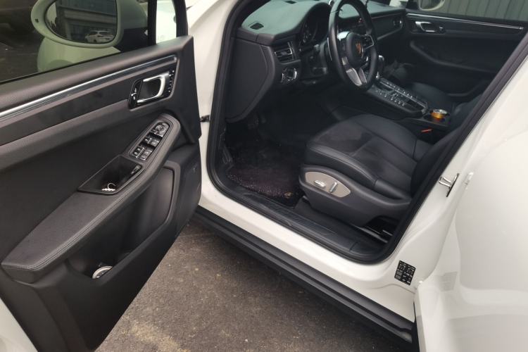Used Porsche Macan 2021 Macan 2.0T Driver Seat