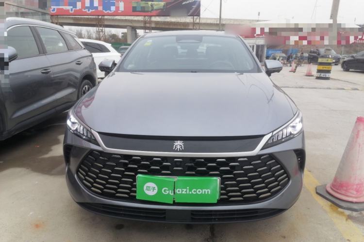 Used BYD Qin PLUS 2025 DM-i Smart Drive 120KM Superior Model
