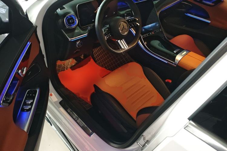 Used Mercedes-Benz C-Class 2023 Restyled C 260 L Sport Edition Driver Seat