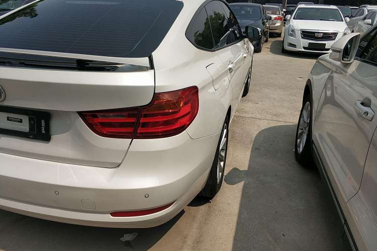 Used BMW 3 Series GT 2016 320i Fashion Model