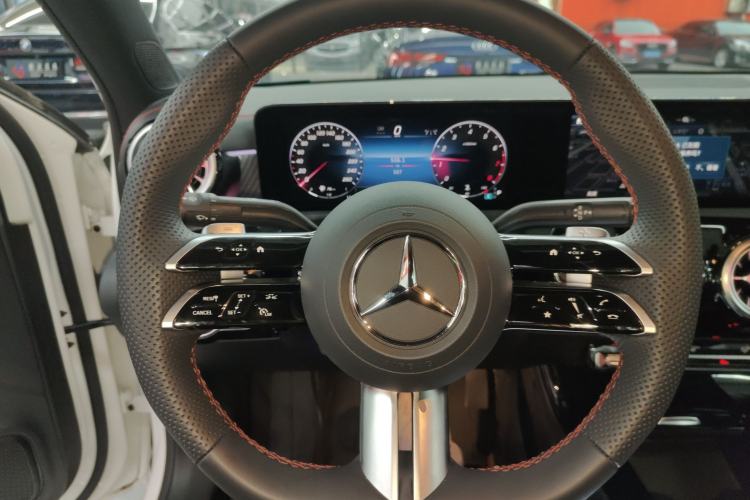 Used Mercedes-Benz A-Class 2024 Updated A 200 L Fashion Version
