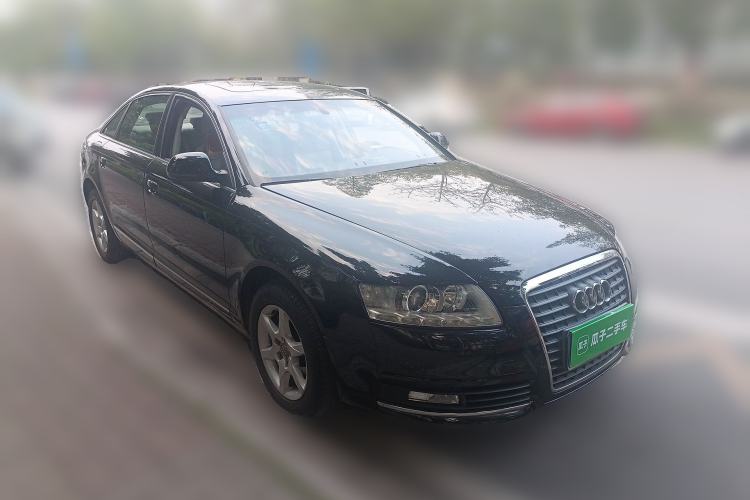 Used Audi A6L 2011 2.0 TFSI Automatic Standard Edition Front Right 45 Deg