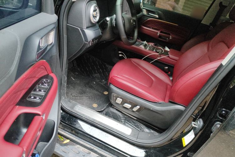 Used Tank 300 2025 2.0T Conqueror Driver Seat