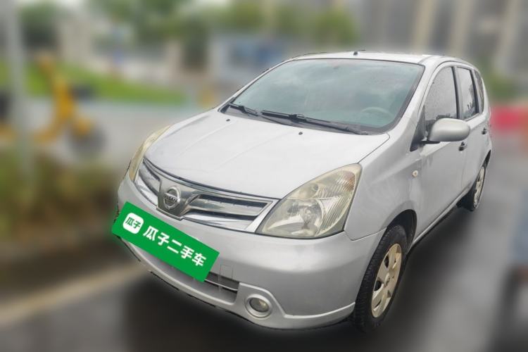 Used Nissan Livina 2010 Jingyue Edition 1.6L Automatic All-in-One Model