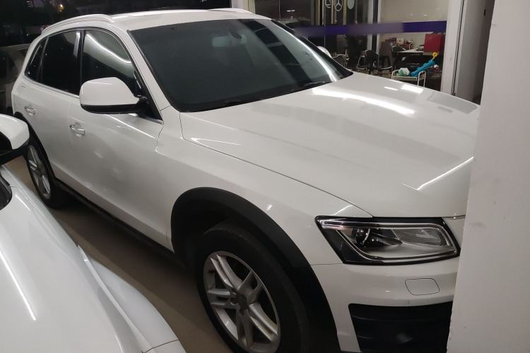 Used Audi Q5 2017 Plus 40 TFSI Technology Model
