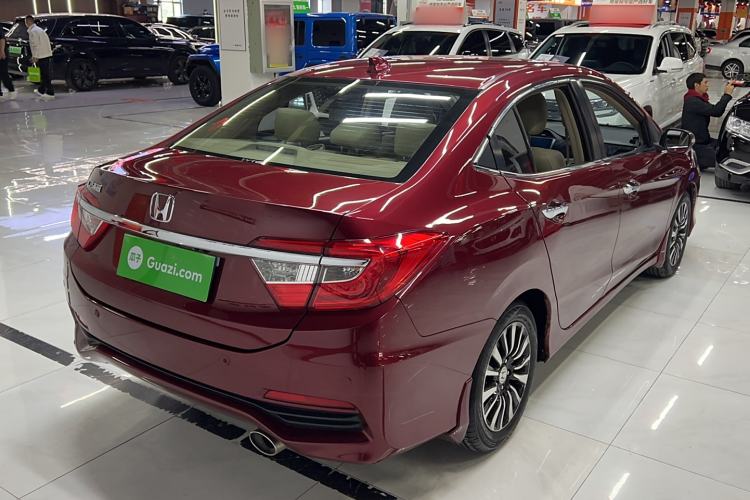 Used Honda Crider 2013 1.8L automatic luxury edition
