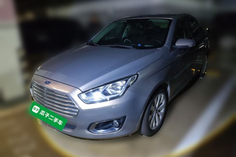 Used Ford Escort 2015 1.5L Automatic Fashion Model