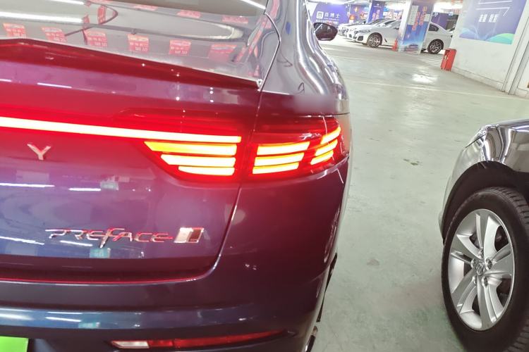 Used Geely Auto Preface 2023 2.0TD "Only This Verdant Green" Edition Exterior 3