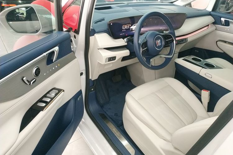 Used Buick GL8 New Energy 2024 Lu Zun Luxury Edition 7-Seater Driver Seat