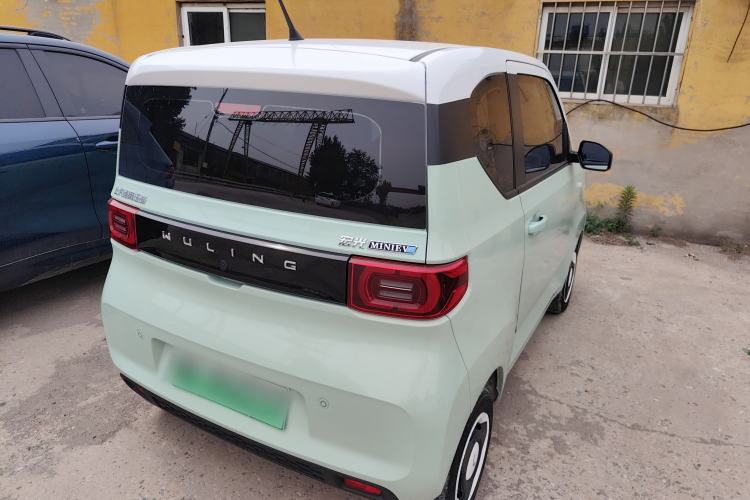 Used Wuling Hongguang MINIEV 2021 Macaron Premium Model – Lithium Iron Phosphate