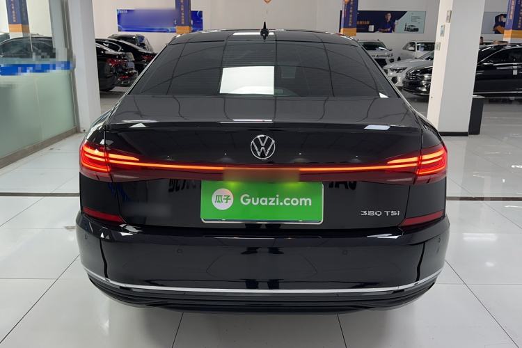 Used Volkswagen Passat 2026 Model, Outstanding 330TSI Elite Edition
