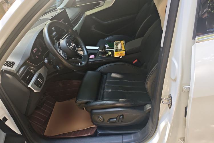 Used Audi A4L 2020 40 TFSI Fashion Dynamic Model Left Front Seat