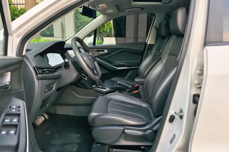 Used CHANGAN CS15 2021 1.5L Automatic Entry-Level Trim Left Front Seat