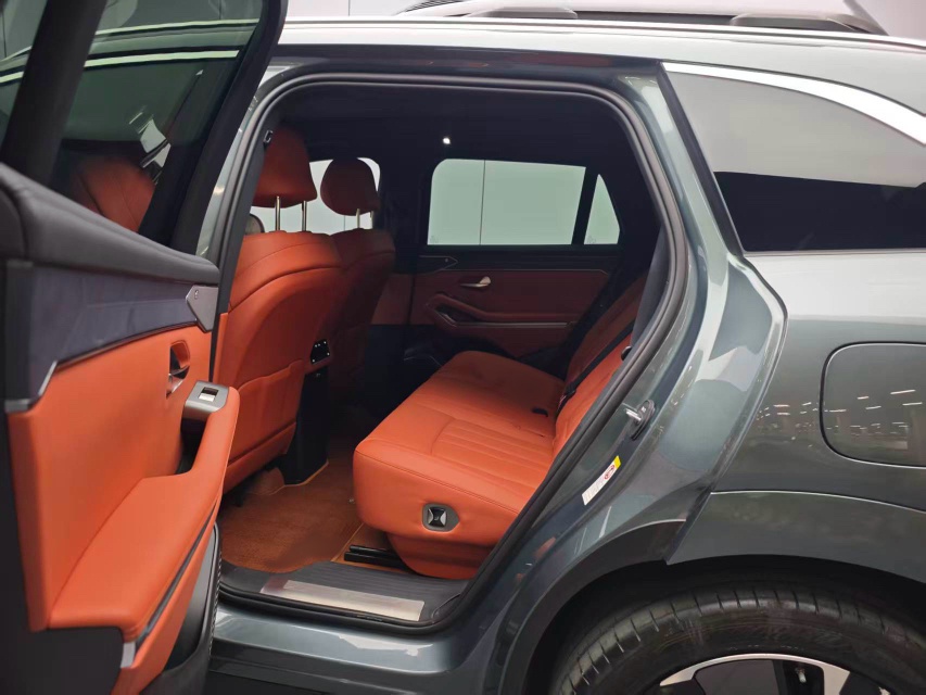 BYD Tang L 2025 DM 175KM Drone Player Edition — снимка 11