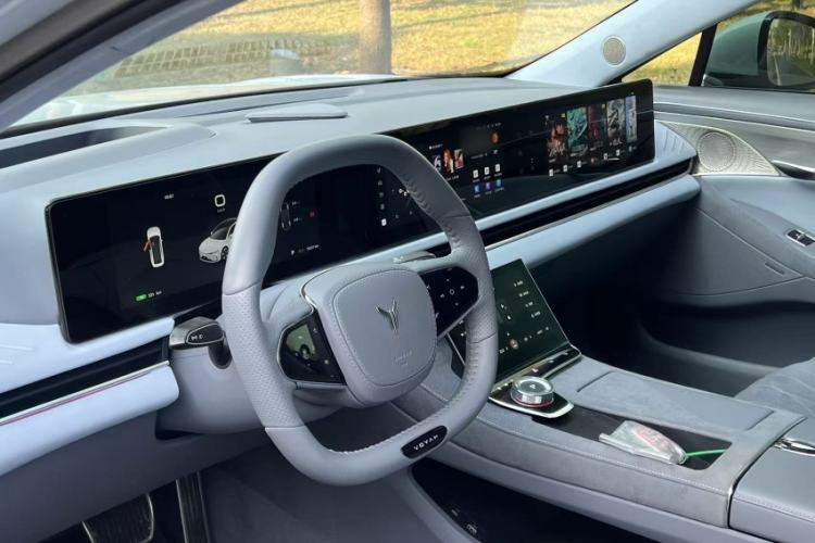 Used VOYAH PASSION 2023 Four-Wheel Drive Long-Range Version
