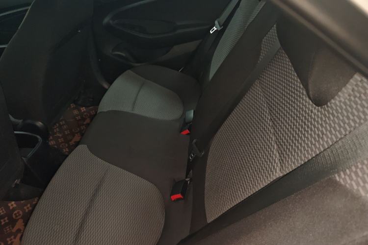 Used Hyundai Verna (older generation) 2017 1.4L Manual Refreshed Version China V Standard Left Rear Seat