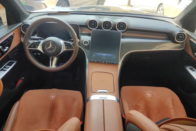 Used Mercedes-Benz GLC 2024 GLC 260 L 4MATIC Dynamic Edition 5-seater